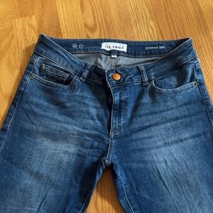 DL1961 Emma Skinny Jeans in Dark Blue Denim with Faded Highlights